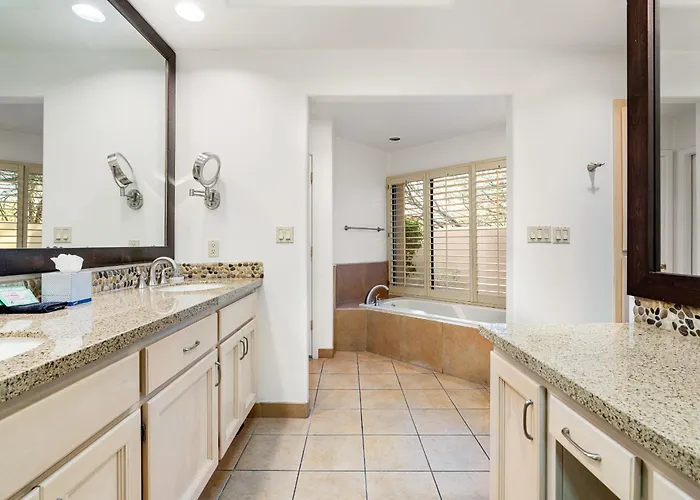 Santa Fe-style Escape In The Boulders Pool Hot Tub Access Covered Patios Grill Holiday home *