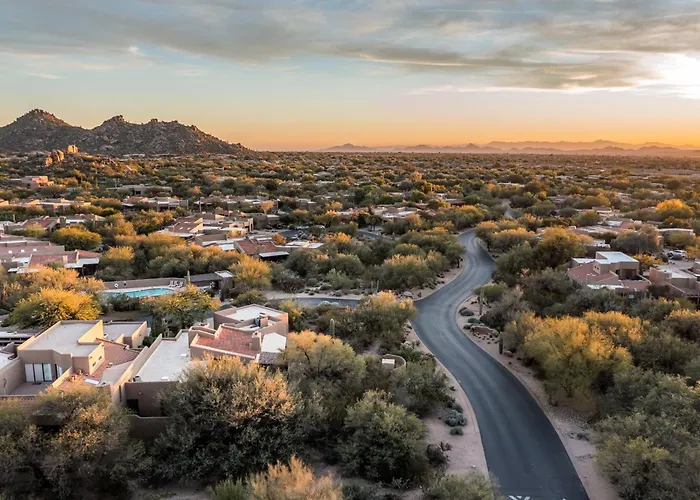 Holiday home Santa Fe-style Escape In The Boulders Pool Hot Tub Access Covered Patios Grill Cave Creek